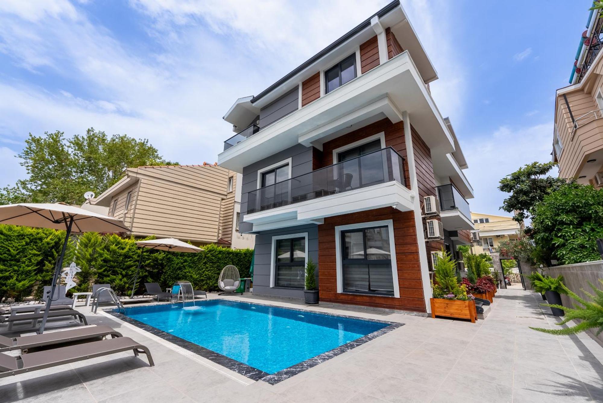 קמר Euronova Hotel & Suites מראה חיצוני תמונה